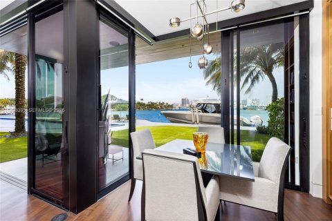 Villa ou maison à vendre à Fort Lauderdale, Floride: 6 chambres, 1088.26 m2 № 2045334 - photo 25