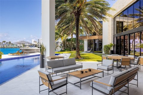 Villa ou maison à vendre à Fort Lauderdale, Floride: 6 chambres, 1088.26 m2 № 2045334 - photo 14
