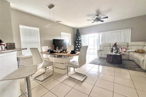 Townhouse in Orlando, Florida 3 bedrooms, 126.9 sq.m. № 1559512 - photo 5