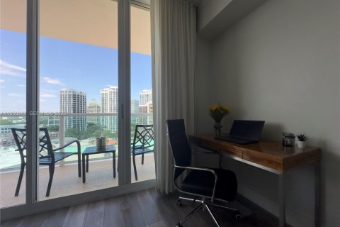 Купить кондоминиум в Майами, Флорида 38.09м2, № 2005875 - фото 2