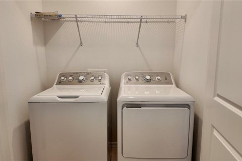 Снять в аренду таунхаус в Киссимми, Флорида 1 комната, 118.45м2, № 2097930 - фото 10