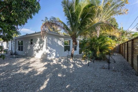 Villa ou maison à louer à Delray Beach, Floride: 1 chambre, 116.69 m2 № 1136443 - photo 1