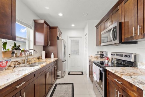Casa en venta en Tampa, Florida, 3 dormitorios, 142.7 m2 № 2299667 - foto 18