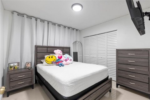 Casa en venta en Tampa, Florida, 3 dormitorios, 142.7 m2 № 2299667 - foto 28