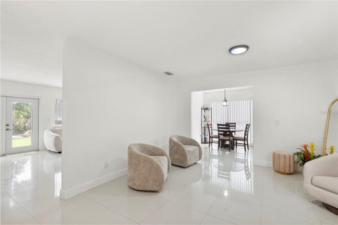 Casa en venta en Tampa, Florida, 3 dormitorios, 142.7 m2 № 2299667 - foto 16