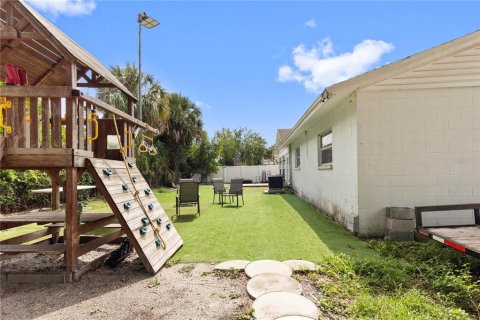 Casa en venta en Tampa, Florida, 3 dormitorios, 142.7 m2 № 2299667 - foto 11