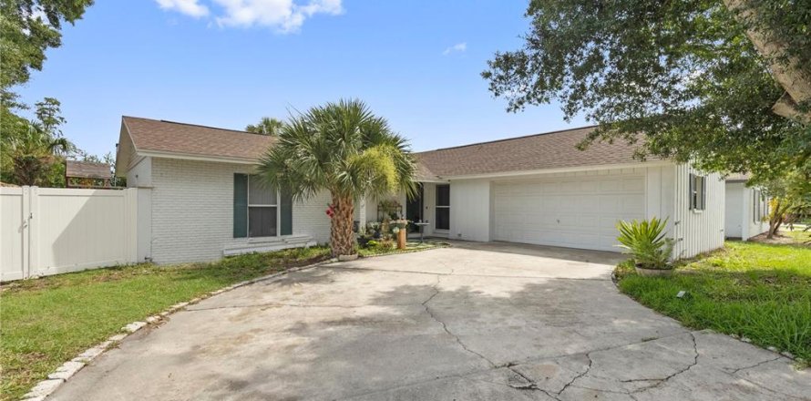Casa en Tampa, Florida 3 dormitorios, 142.7 m2 № 2299667
