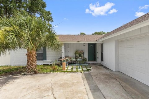 Casa en venta en Tampa, Florida, 3 dormitorios, 142.7 m2 № 2299667 - foto 5