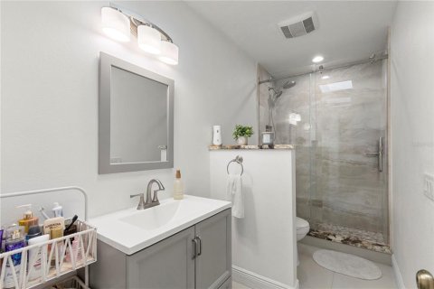 Casa en venta en Tampa, Florida, 3 dormitorios, 142.7 m2 № 2299667 - foto 27
