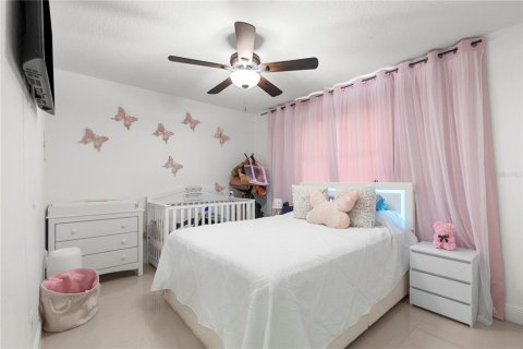 Casa en venta en Tampa, Florida, 3 dormitorios, 142.7 m2 № 2299667 - foto 30