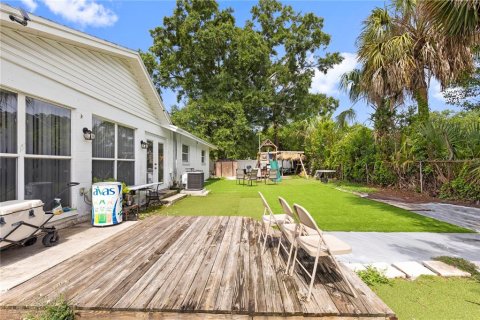 Casa en venta en Tampa, Florida, 3 dormitorios, 142.7 m2 № 2299667 - foto 9