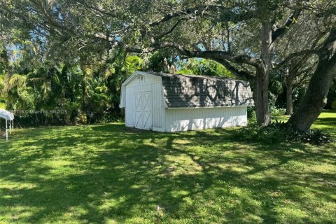 Купить виллу или дом в Майами, Флорида 5 спален, 344.48м2, № 1953084 - фото 14