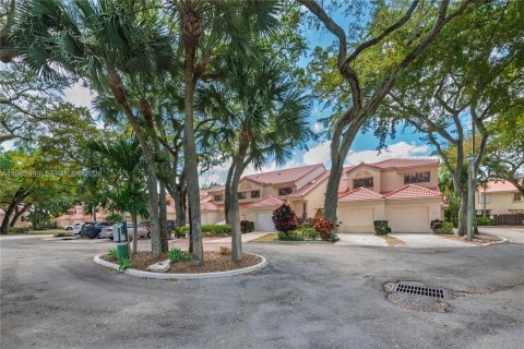 Copropriété à vendre à Hollywood, Floride: 3 chambres, 115.01 m2 № 2049635 - photo 25