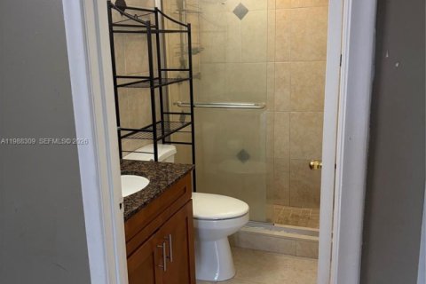 Condominio en alquiler en Dania Beach, Florida, 2 dormitorios, 86.68 m2 № 2051048 - foto 5