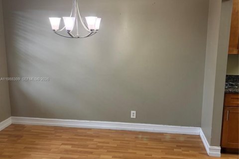 Condominio en alquiler en Dania Beach, Florida, 2 dormitorios, 86.68 m2 № 2051048 - foto 11