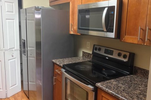 Condominio en alquiler en Dania Beach, Florida, 2 dormitorios, 86.68 m2 № 2051048 - foto 9