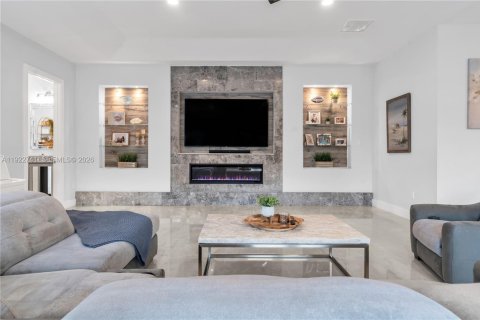 Купить виллу или дом в Хомстед, Флорида 4 спальни, 404.68м2, № 2061415 - фото 20