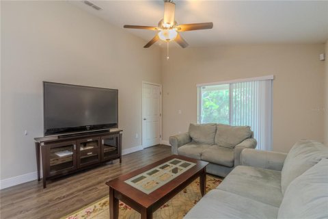 Casa en venta en Orlando, Florida, 3 dormitorios, 127.09 m2 № 2097617 - foto 7