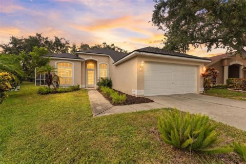 Villa ou maison à Tarpon Springs, Floride 3 chambres, 126.81 m2 № 2338846