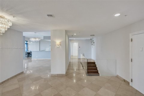 Купить кондоминиум в Авентура, Флорида 5 спален, 499.07м2, № 2025730 - фото 8