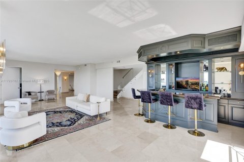 Купить кондоминиум в Авентура, Флорида 5 спален, 499.07м2, № 2025730 - фото 6