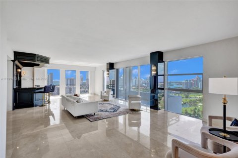 Купить кондоминиум в Авентура, Флорида 5 спален, 499.07м2, № 2025730 - фото 4