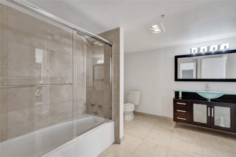 Купить кондоминиум в Авентура, Флорида 5 спален, 499.07м2, № 2025730 - фото 26