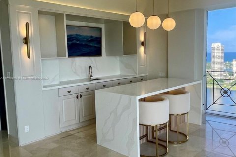 Купить кондоминиум в Авентура, Флорида 5 спален, 499.07м2, № 2025730 - фото 17