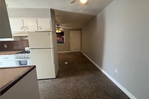 Propiedad comercial en venta en Gainesville, Florida, 306.58 m2 № 1901375 - foto 9