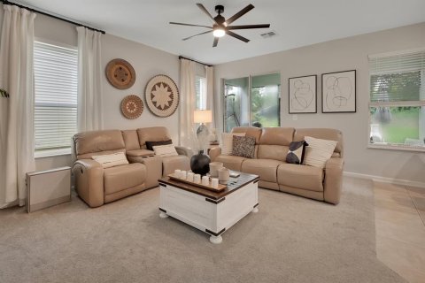 Casa en venta en DeLand, Florida, 4 dormitorios, 215.81 m2 № 2351911 - foto 8