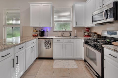 Casa en venta en DeLand, Florida, 4 dormitorios, 215.81 m2 № 2351911 - foto 14