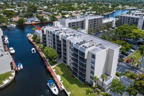 Condo in Boca Raton, Florida, 2 bedrooms № 2248173
