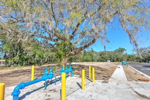Commercial property in Seffner, Florida № 1217837 - photo 12