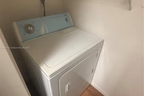 Appartement à louer à Coral Springs, Floride: 2 chambres, 92.9 m2 № 1942492 - photo 15