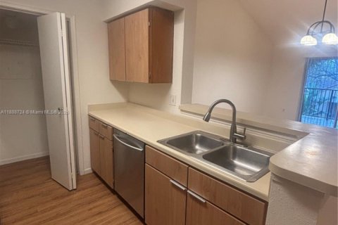 Appartement à louer à Coral Springs, Floride: 2 chambres, 92.9 m2 № 1942492 - photo 16