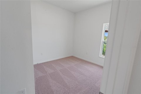 Casa en venta en Winter Haven, Florida, 5 dormitorios, 217.02 m2 № 2200884 - foto 8
