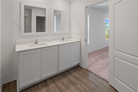 Casa en venta en Winter Haven, Florida, 5 dormitorios, 217.02 m2 № 2200884 - foto 15