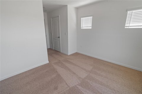 Casa en venta en Winter Haven, Florida, 5 dormitorios, 217.02 m2 № 2200884 - foto 12