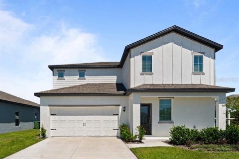 House in Winter Haven, Florida 5 bedrooms, 217.02 sq.m. № 2200884