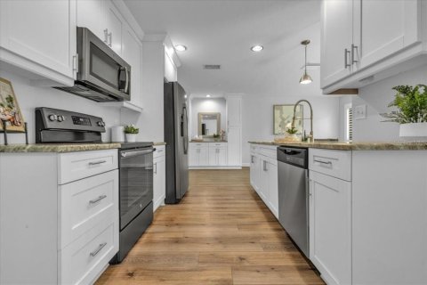 Villa ou maison à vendre à Odessa, Floride: 3 chambres, 142.7 m2 № 1781237 - photo 4