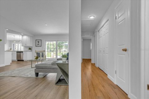 Villa ou maison à vendre à Odessa, Floride: 3 chambres, 142.7 m2 № 1781237 - photo 10