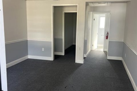 Commercial property in Tampa, Florida 802.12 sq.m. № 1525136 - photo 3