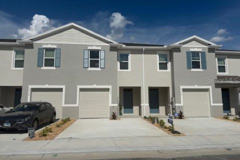 Adosado en alquiler en Davenport, Florida, 3 dormitorios, 155.43 m2 № 1833032 - foto 1