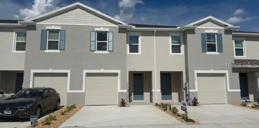 Adosado en Davenport, Florida 3 dormitorios, 155.43 m2 № 1833032