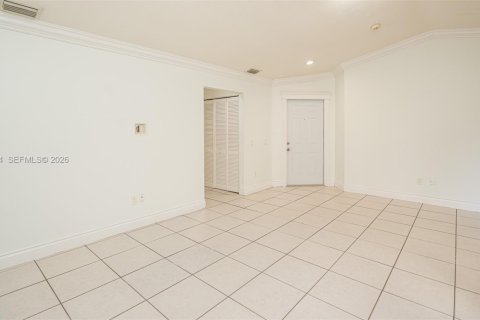 Condominio en venta en Miami, Florida, 2 dormitorios, 87.33 m2 № 2426750 - foto 7