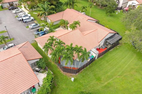 Condominio en venta en Miami, Florida, 2 dormitorios, 87.33 m2 № 2426750 - foto 24