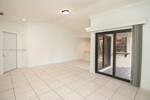 Condominio en venta en Miami, Florida, 2 dormitorios, 87.33 m2 № 2426750 - foto 4