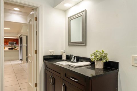 Condominio en venta en Miami, Florida, 2 dormitorios, 87.33 m2 № 2426750 - foto 12