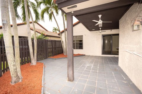Condominio en venta en Miami, Florida, 2 dormitorios, 87.33 m2 № 2426750 - foto 18