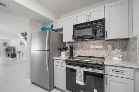 House in Oldsmar, Florida 2 bedrooms, 126.35 sq.m. № 1805519 - photo 13